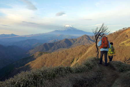 2015.12.06 蛭ヶ岳、距離：39km、写真提供：S.Mさん<br />みやま山荘に泊り蛭ケ岳へ行く途中の稜線