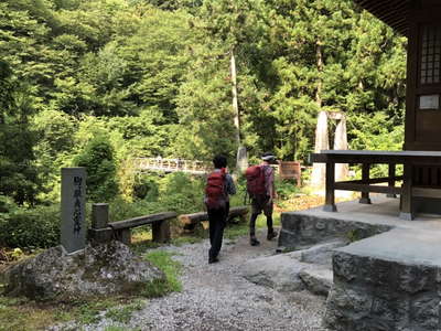 竹宇駒ヶ岳神社登山口