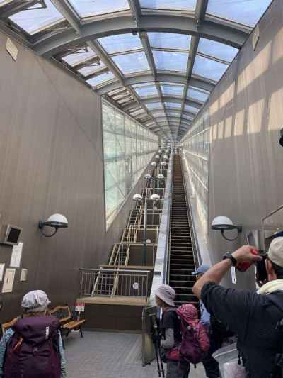 四方津駅への斜行エレベーターを下りて、おしまい！