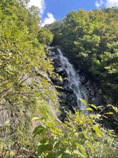 落差20mタラタラのセンは巻道から眺めました 