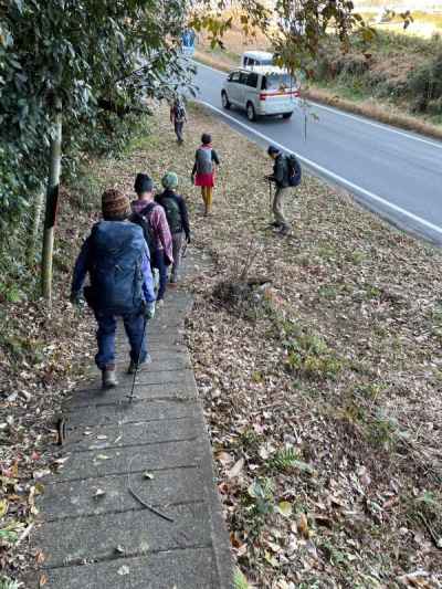 茶臼山登山口 