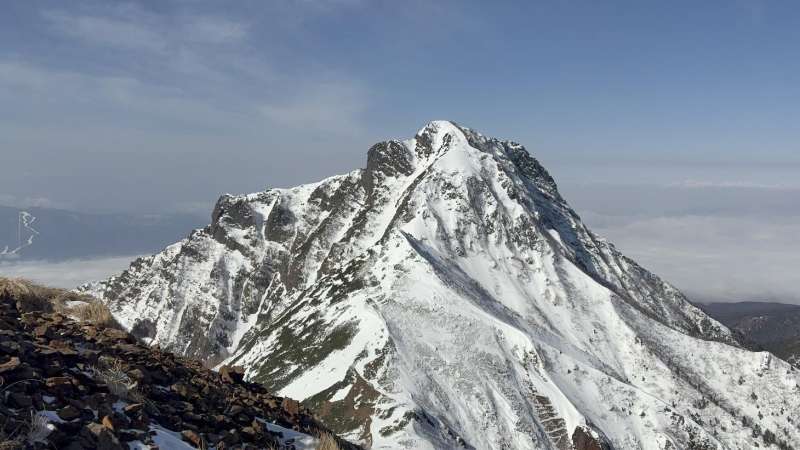 山頂より阿弥陀岳