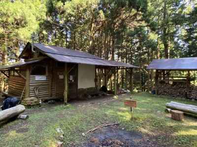 萱小屋（避難小屋） 