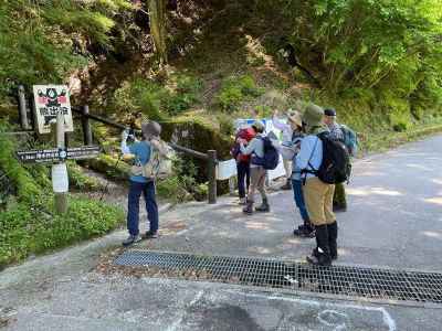 登山道入口 