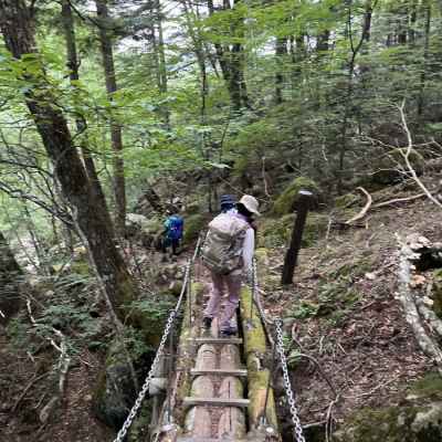 下りは渋い不動沢コースを行く
