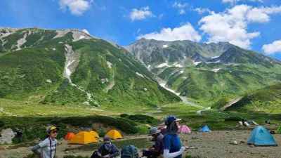 雷鳥沢キャンプ場から立山連峰を望む
