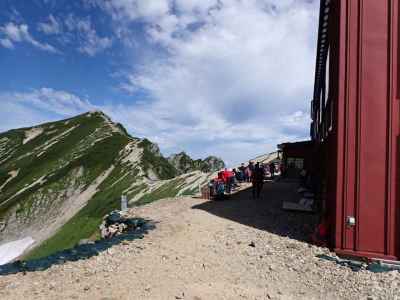 唐松岳頂上山荘に到着&nbsp;