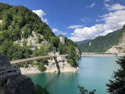 黒部ダムに到着&nbsp;