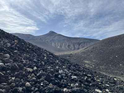 十勝岳山頂の遠景 