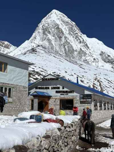 ゴラクシェブより望むプモリ