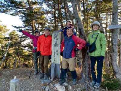 光岳頂上記念写真