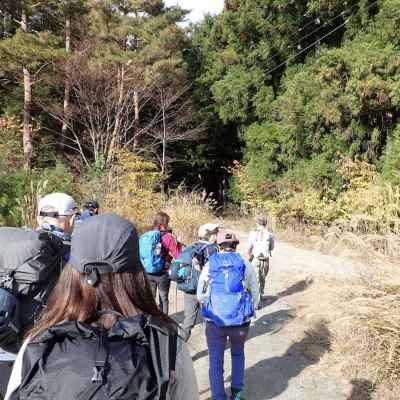 マイナーな登山口からスタート