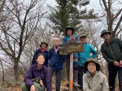順調に仏果山山頂に到着