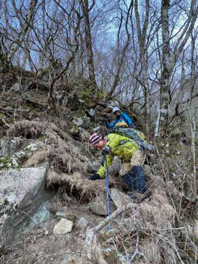 チェンスパ装着して急な下り対応