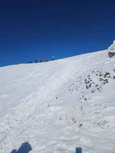 焼岳南峰頂上を捉えた
