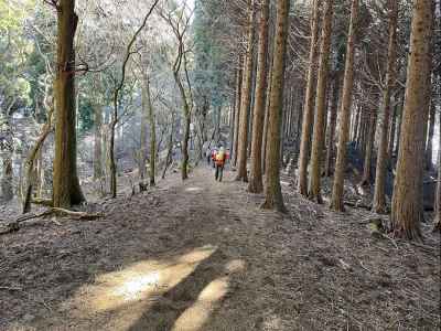 強風の尾根道&nbsp;